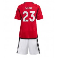 Manchester United Luke Shaw #23 Replica Home Minikit 2023-24 Short Sleeve (+ pants)